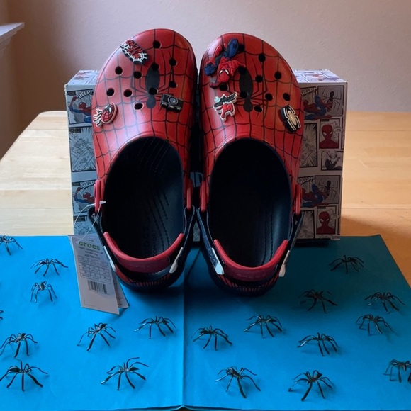 🕷️🕸️🕷️ CROCS SPIDER- MAN CLOG 🕷️🕸️🕷️ NWT 🕷️🕸️🕷️ - Picture 4 of 16